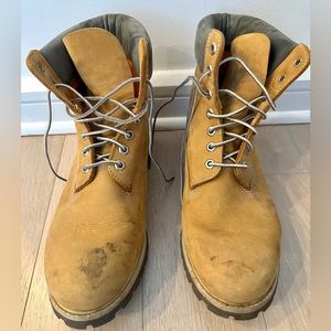 Timberland Wheat with Grey Soles 10.5 M